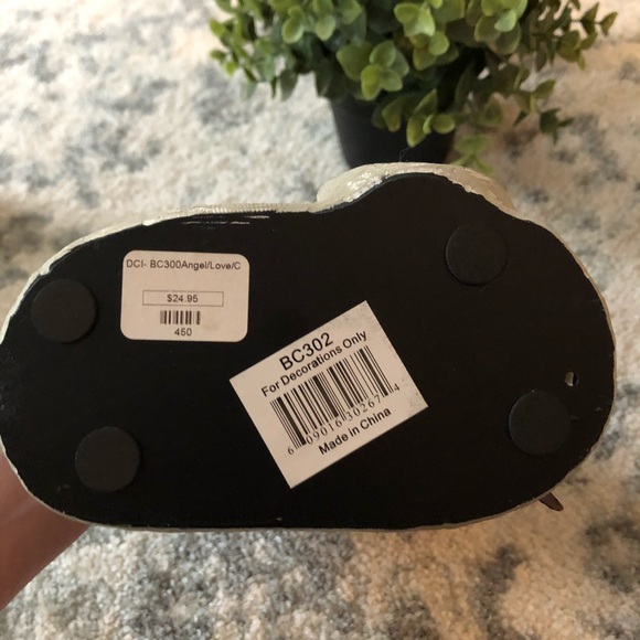 Hope/Love Praying Angel Candle Holders - Picture 8 of 8